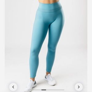 Alphalete Leggings